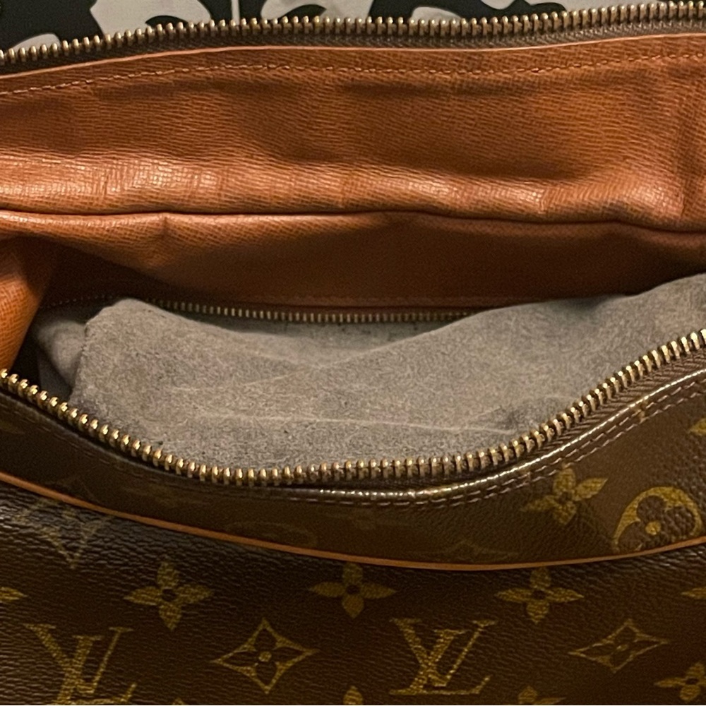 EUC Louis Vuitton Boulogne 35 - Picture 13 of 13
